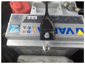 akkumulyator-Hyundai-Getz-FIAT-SKODA-varta-silver-dynamic-c30-54аh
