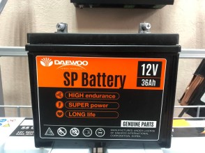 akkuakkumulyator-benzinovyj-generator-daewoo-sp-battery-12v-32Ah-300A